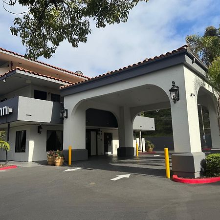 Days Inn By Wyndham Encinitas Moonlight Beach Exterior foto