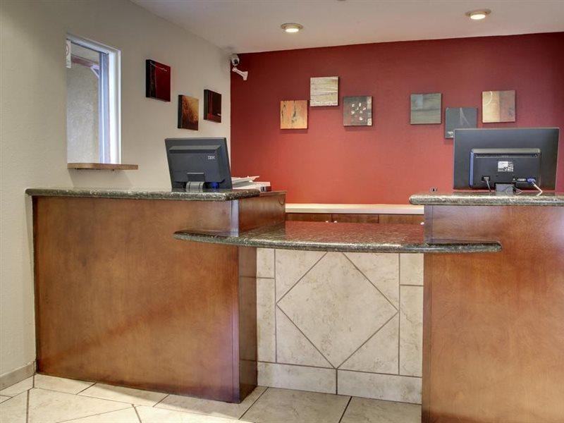 Days Inn By Wyndham Encinitas Moonlight Beach Exterior foto