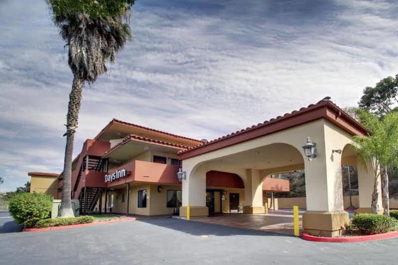 Days Inn By Wyndham Encinitas Moonlight Beach Exterior foto